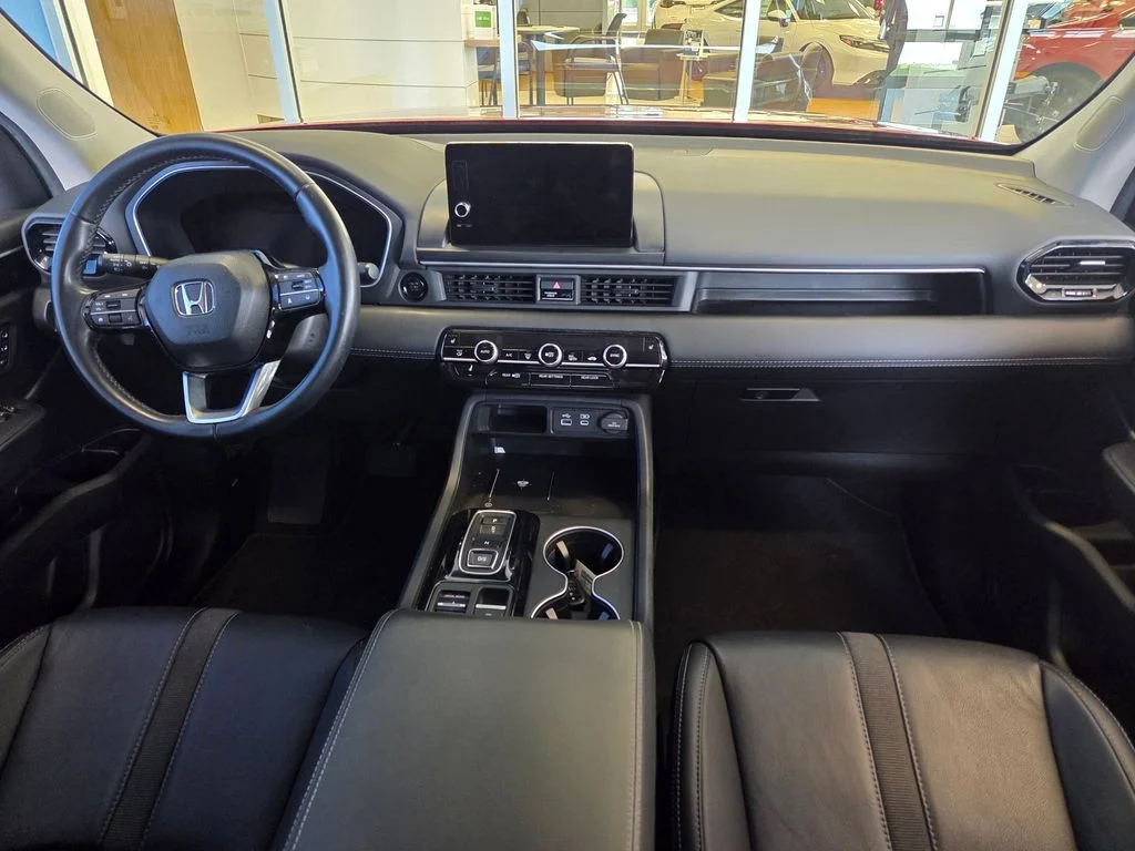 2025 Honda Pilot EX-L - Photo 34