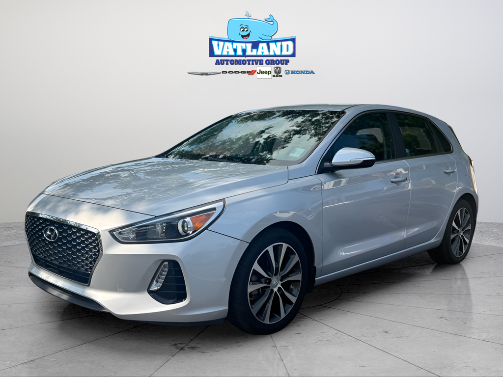 Used 2018 Silver Hyundai Base image 1