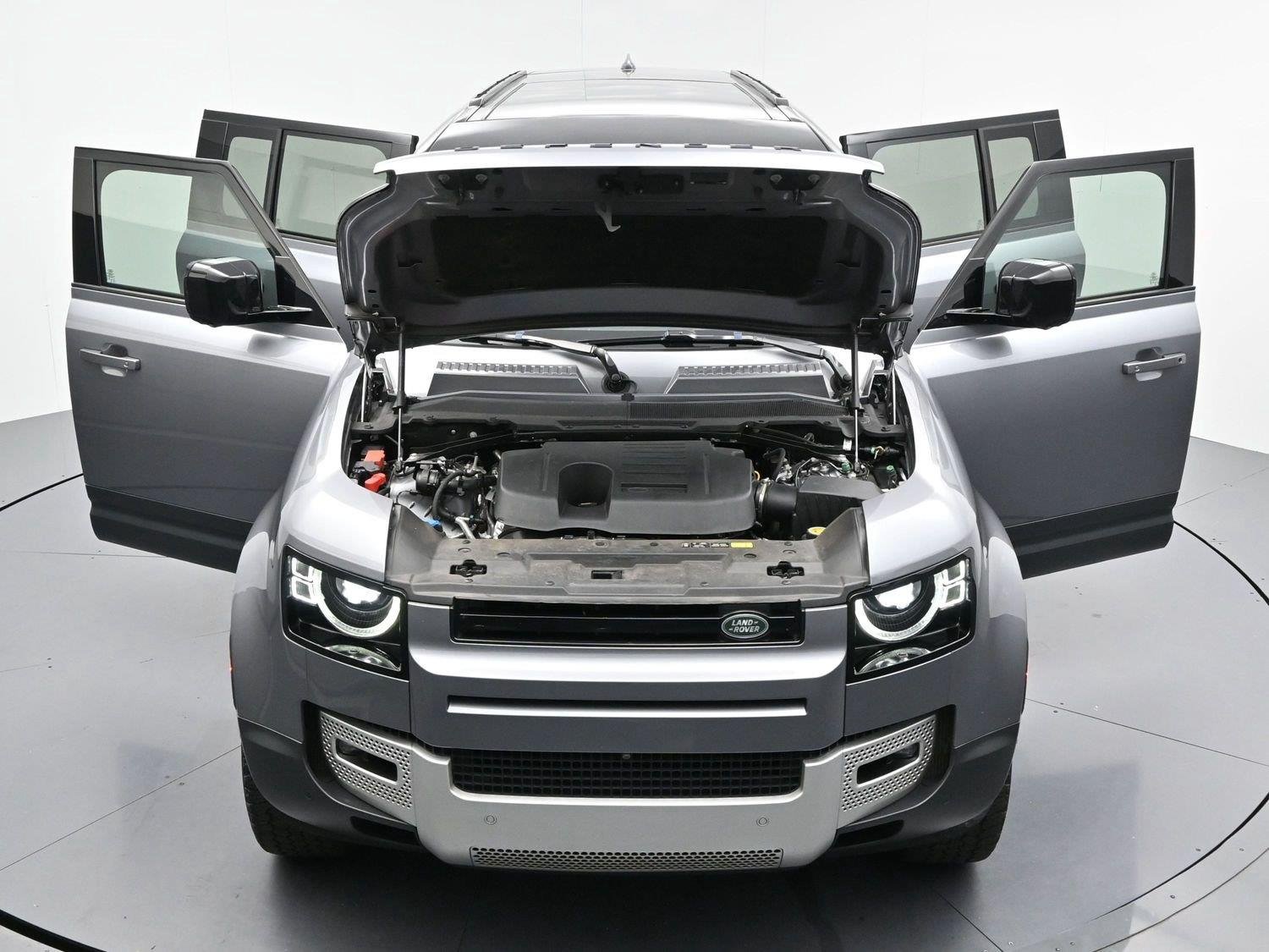 Used 2024 Eiger Grey Metallic Land Rover S image 52