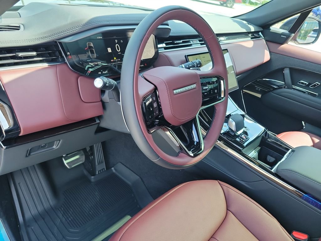 New 2026 Santorini Black Land Rover Dynamic SE image 25