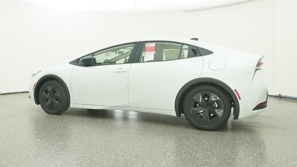 New 2026 Wind Chill Pearl Toyota LE image 10