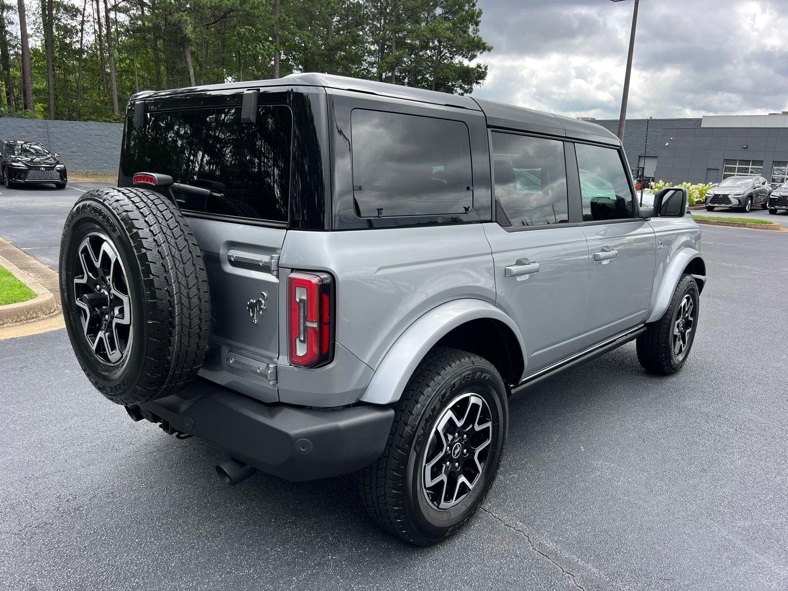 Used 2024 Iconic Silver Ford Outer Banks image 5