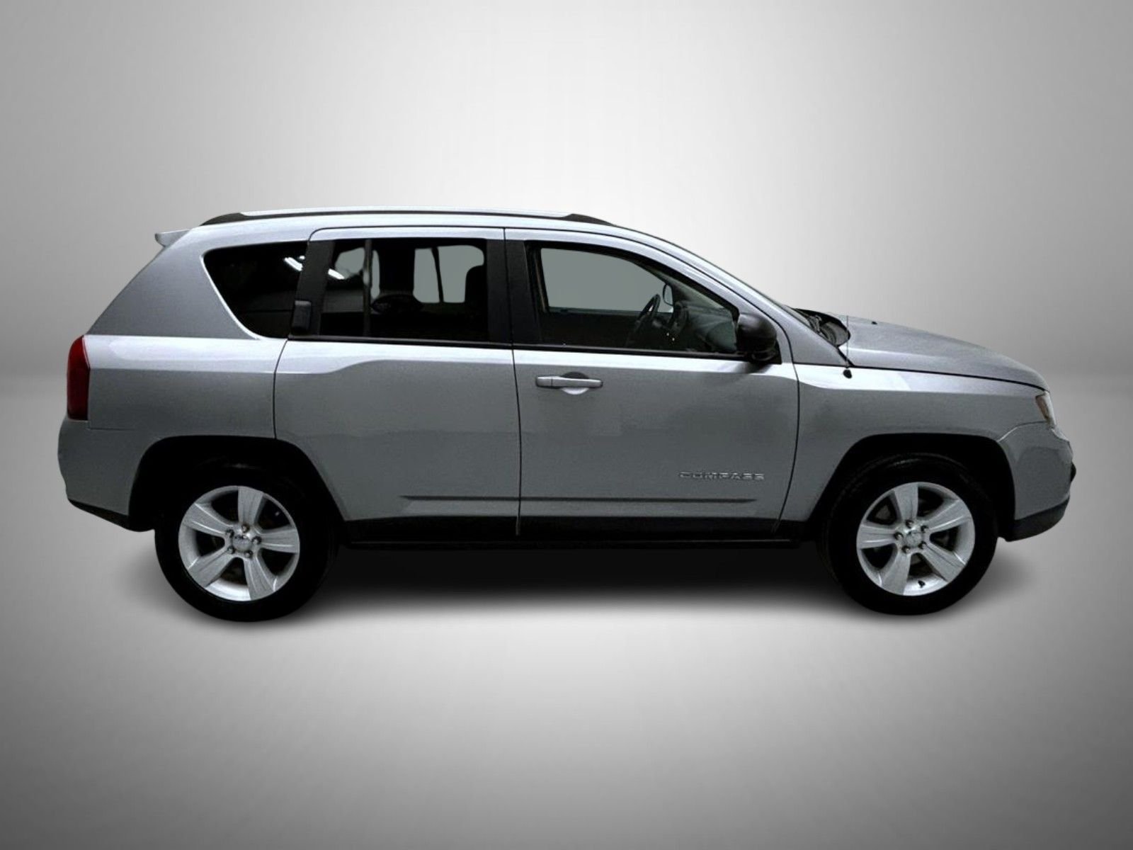 Used 2017 Silver Jeep Sport image 4