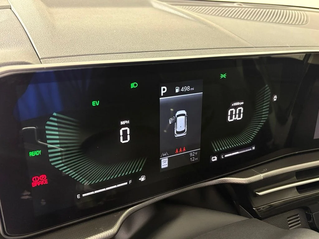 New 2027 Gravity Gray Kia LX image 21