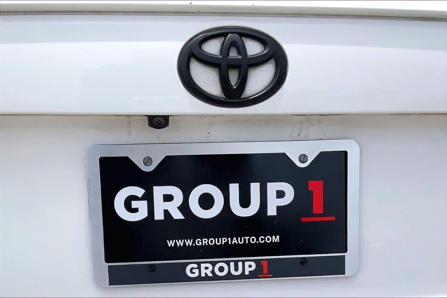 Used 2025 Ice Cap Toyota XLE image 10