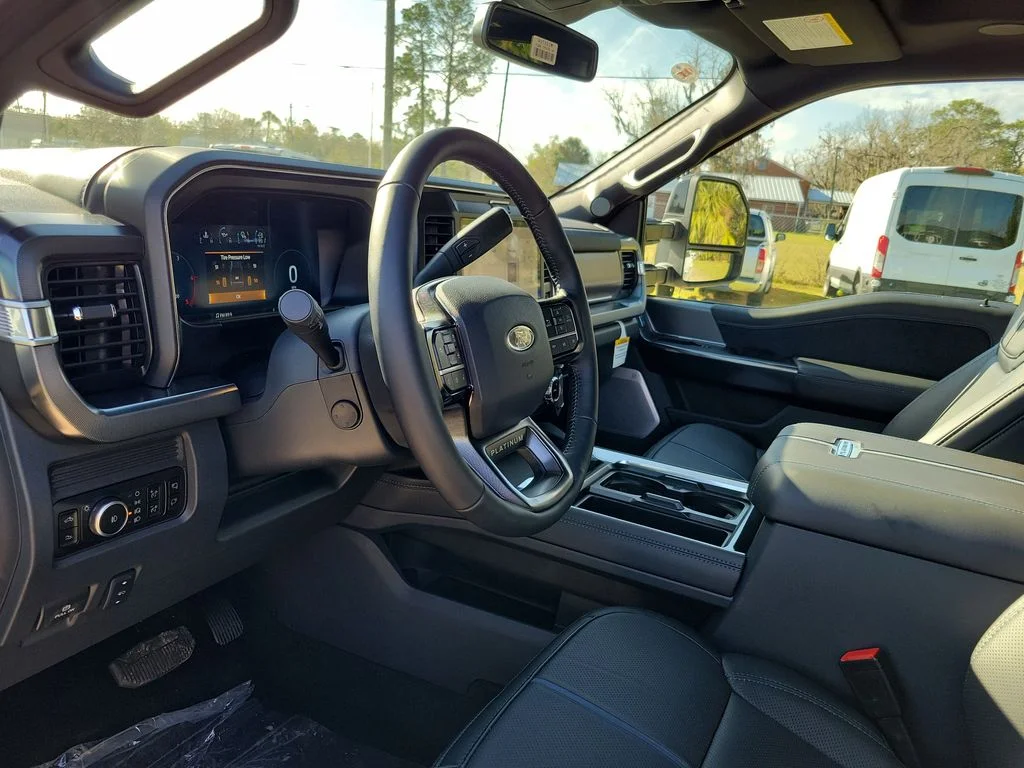 New 2026 Star White Metallic Tri-Coat Ford F-350® Platinum® image 8