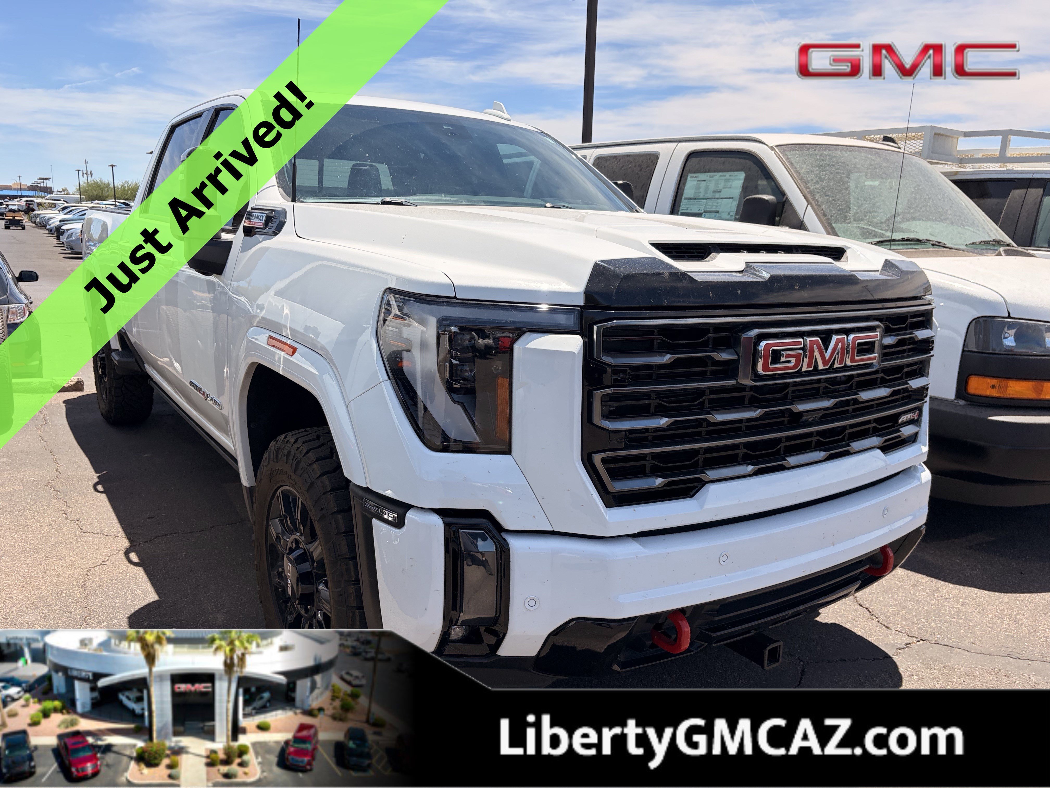 2024 GMC Sierra 4WD Crew Cab Standard Box AT4's photo