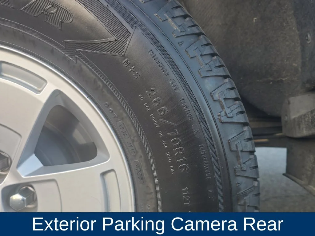Used 2020 SATIN STEEL METALLIC GMC 2WD image 10