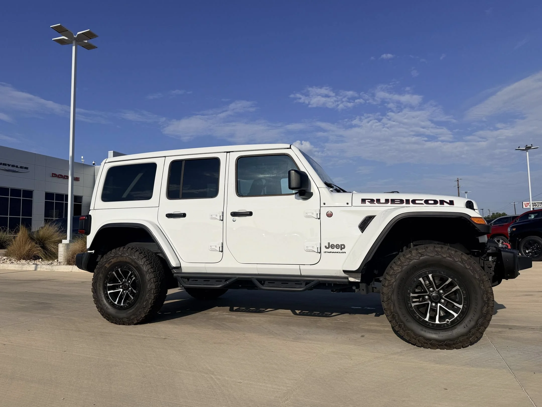 Used 2024 White Jeep Rubicon X image 2