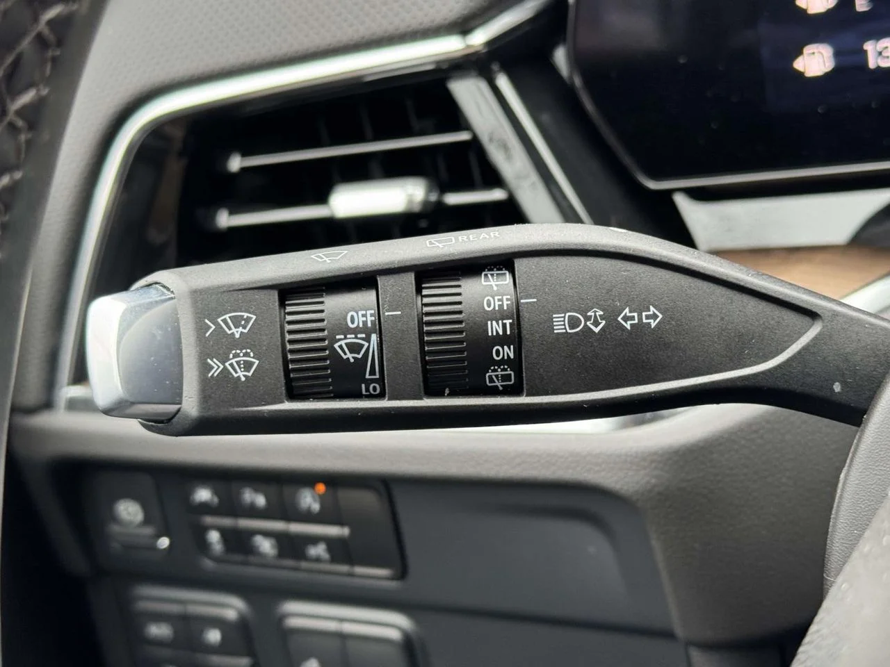 Used 2025 Black Chevrolet High Country image 21