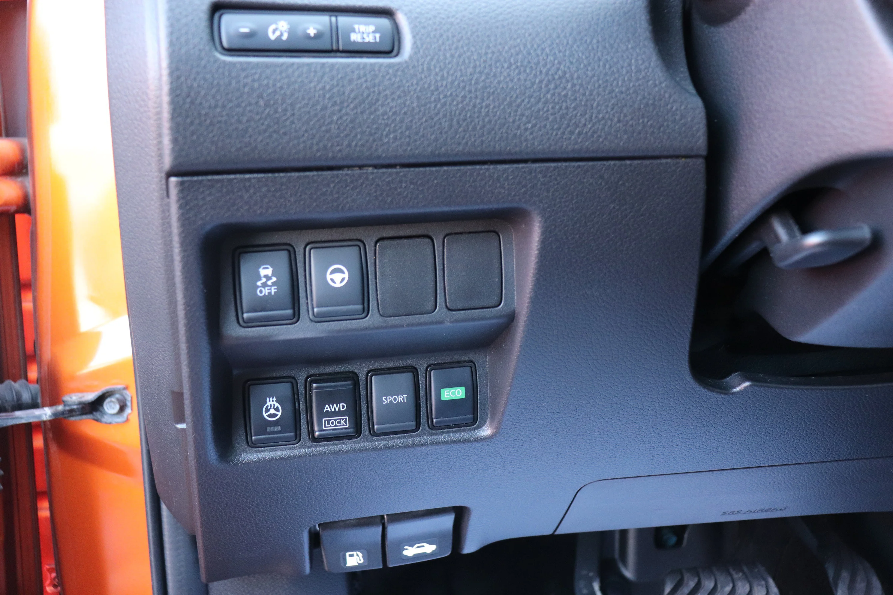 Certified Used 2022 ORANGE Nissan SV image 11