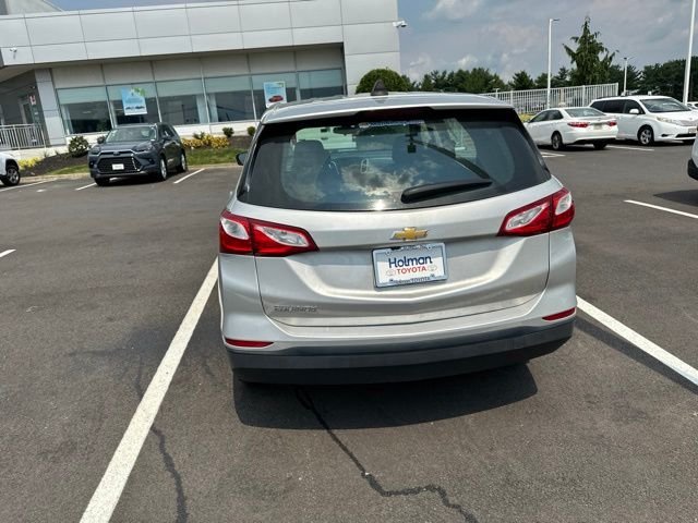 Used 2020 Silver Chevrolet LS image 5
