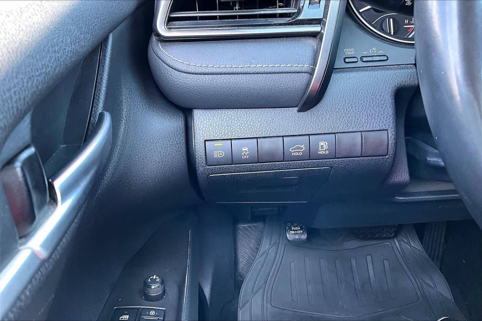Certified Used 2023 Ice Cap Toyota SE image 30