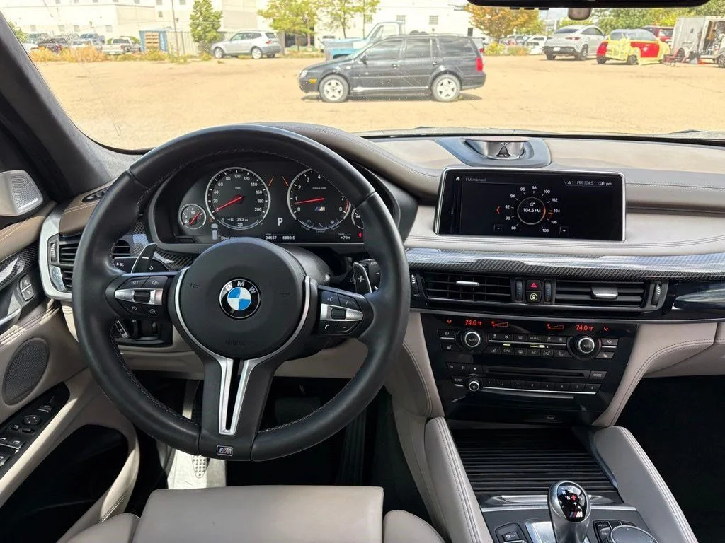 Used 2018 Black BMW Base image 15