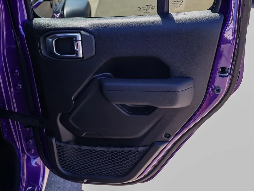 New 2026 Reign Exterior Paint Jeep Sport S image 18
