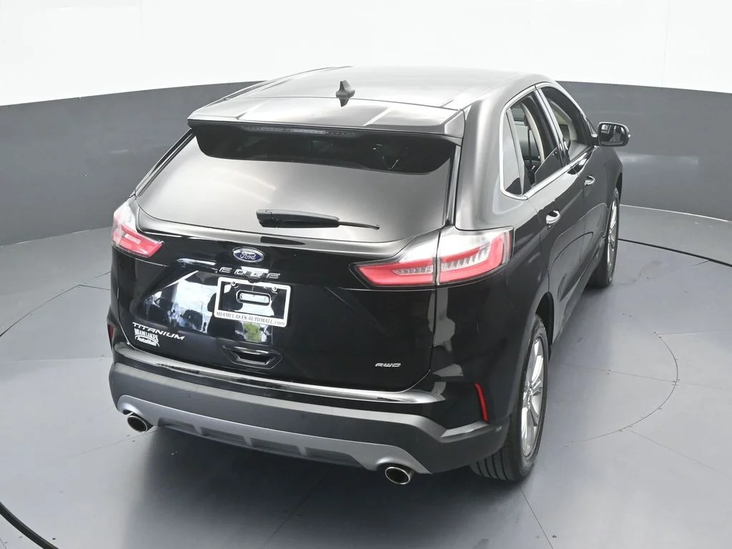 Used 2024 Black Metallic Ford Titanium image 54