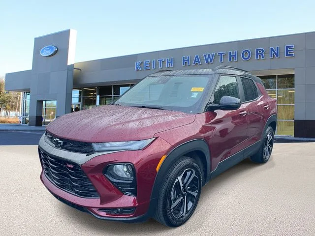 Certified Used 2023 Crimson Chevrolet RS image 3