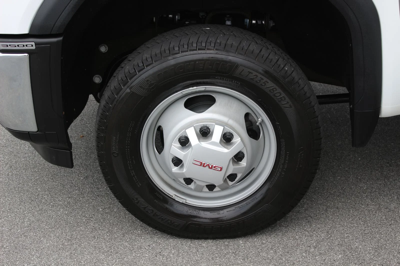 Used 2025 Summit White GMC Pro image 37