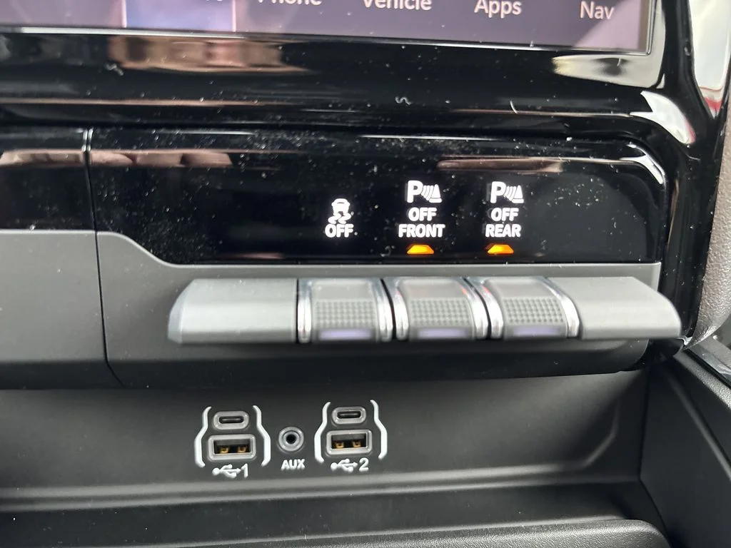 2026 RAM 1500 Laramie - Photo 13