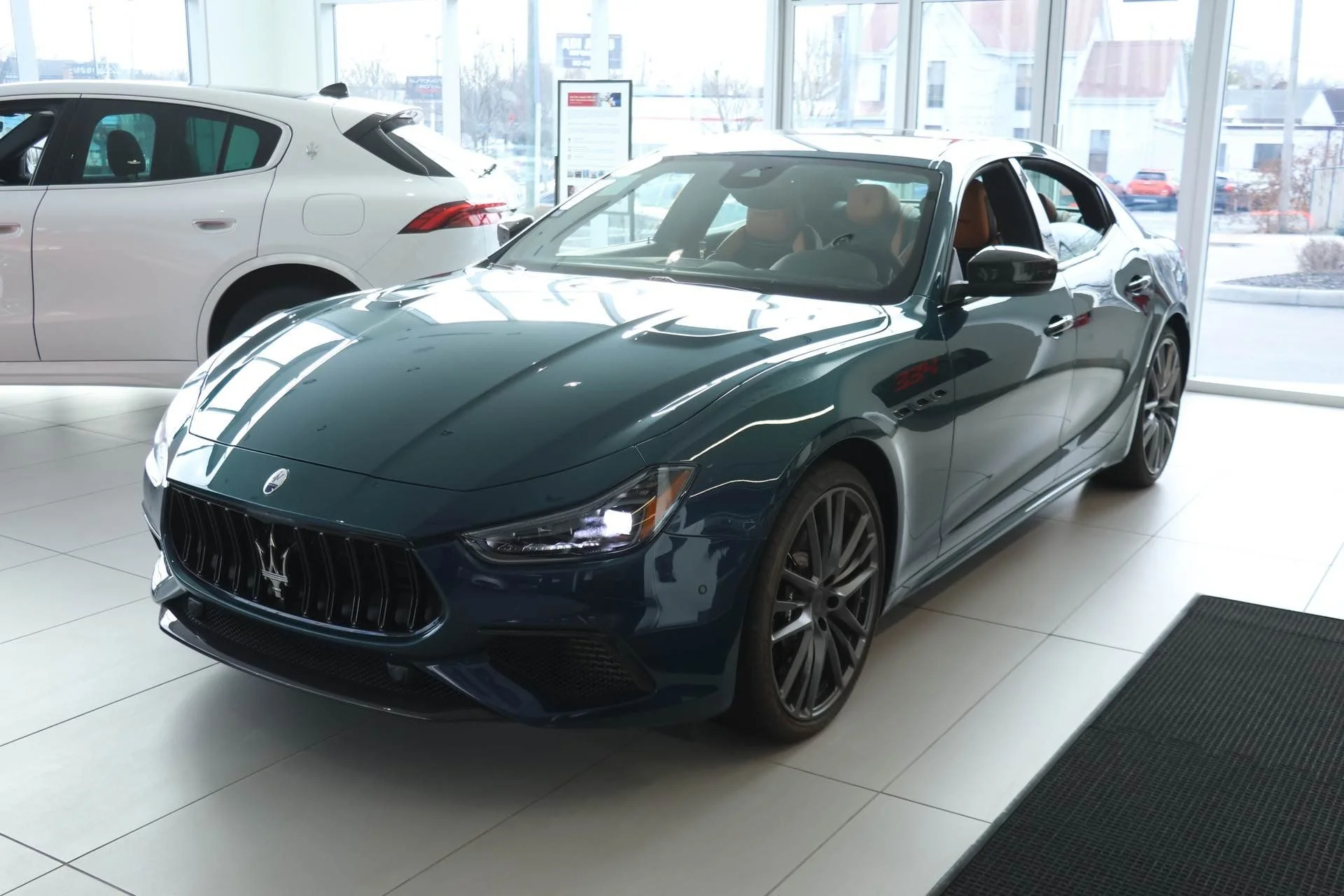 2024 Maserati Ghibli 334 Ultima's photo
