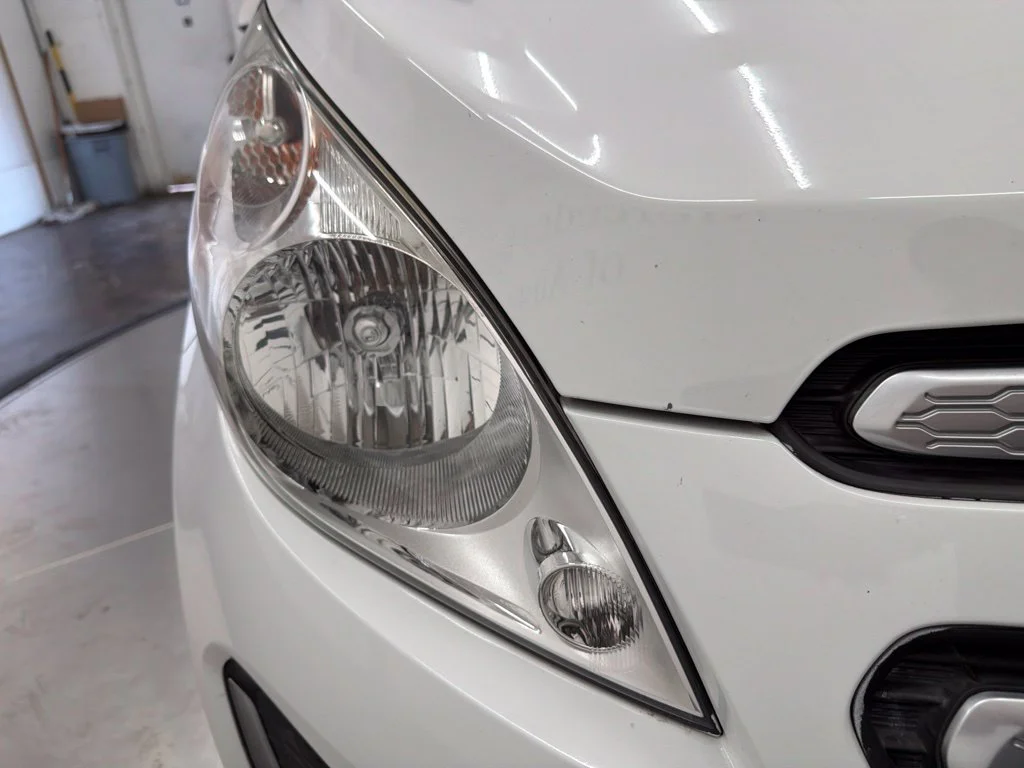 Used 2016 White Chevrolet 1LT image 9