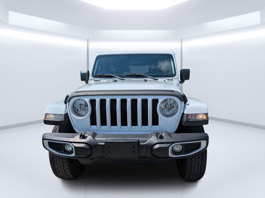 Used 2021 White Jeep Unlimited Sahara image 11
