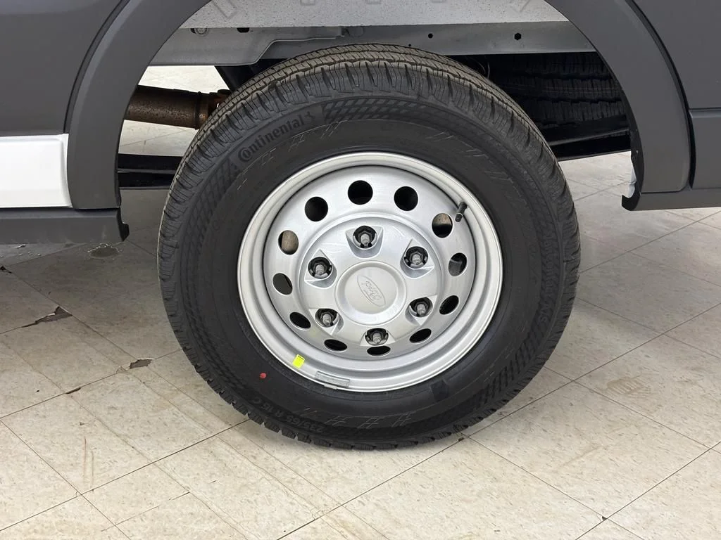 New 2026 Oxford White Ford Cargo Van image 27