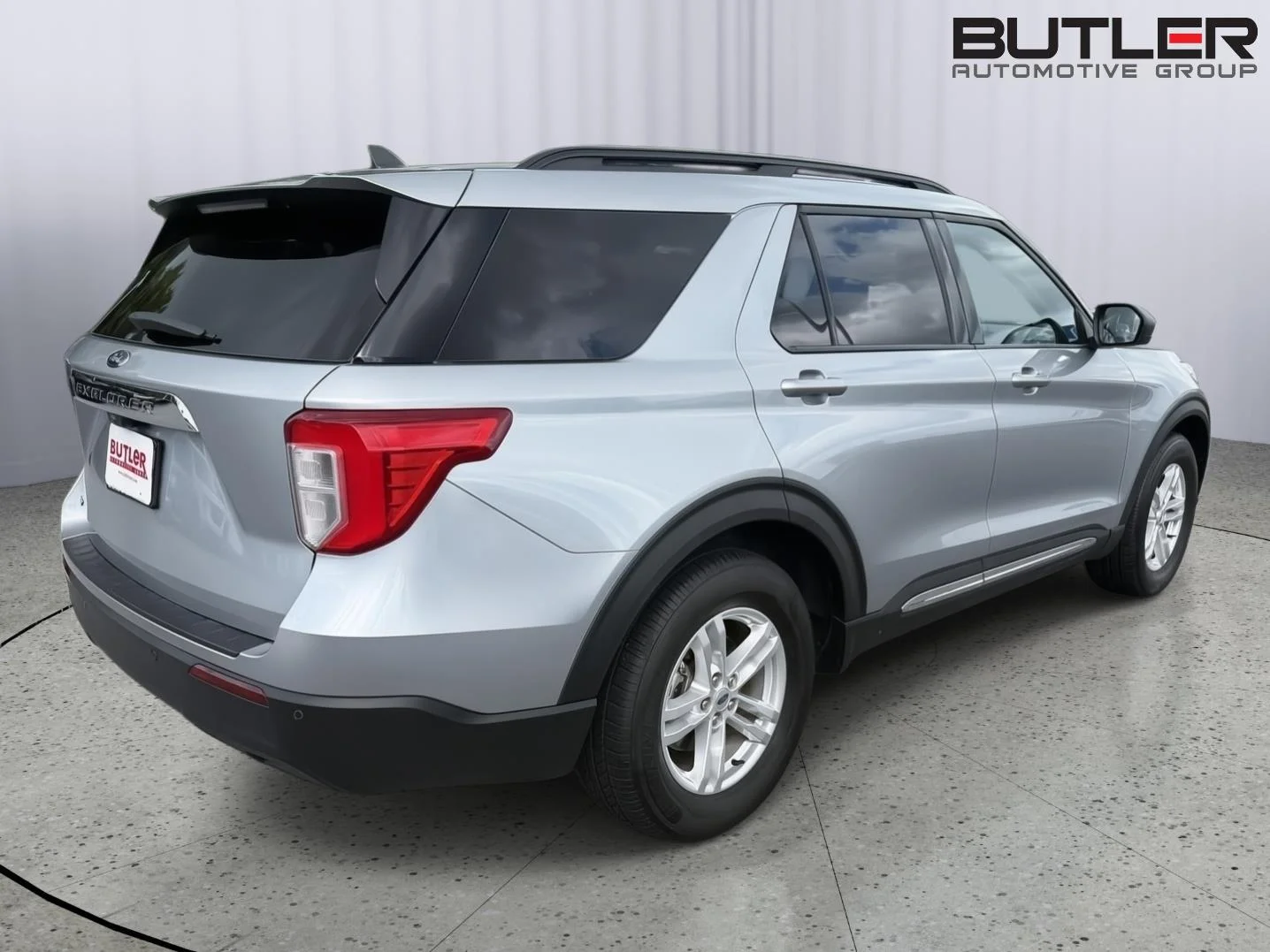 Certified Used 2023 Iconic Silver Ford XLT image 8