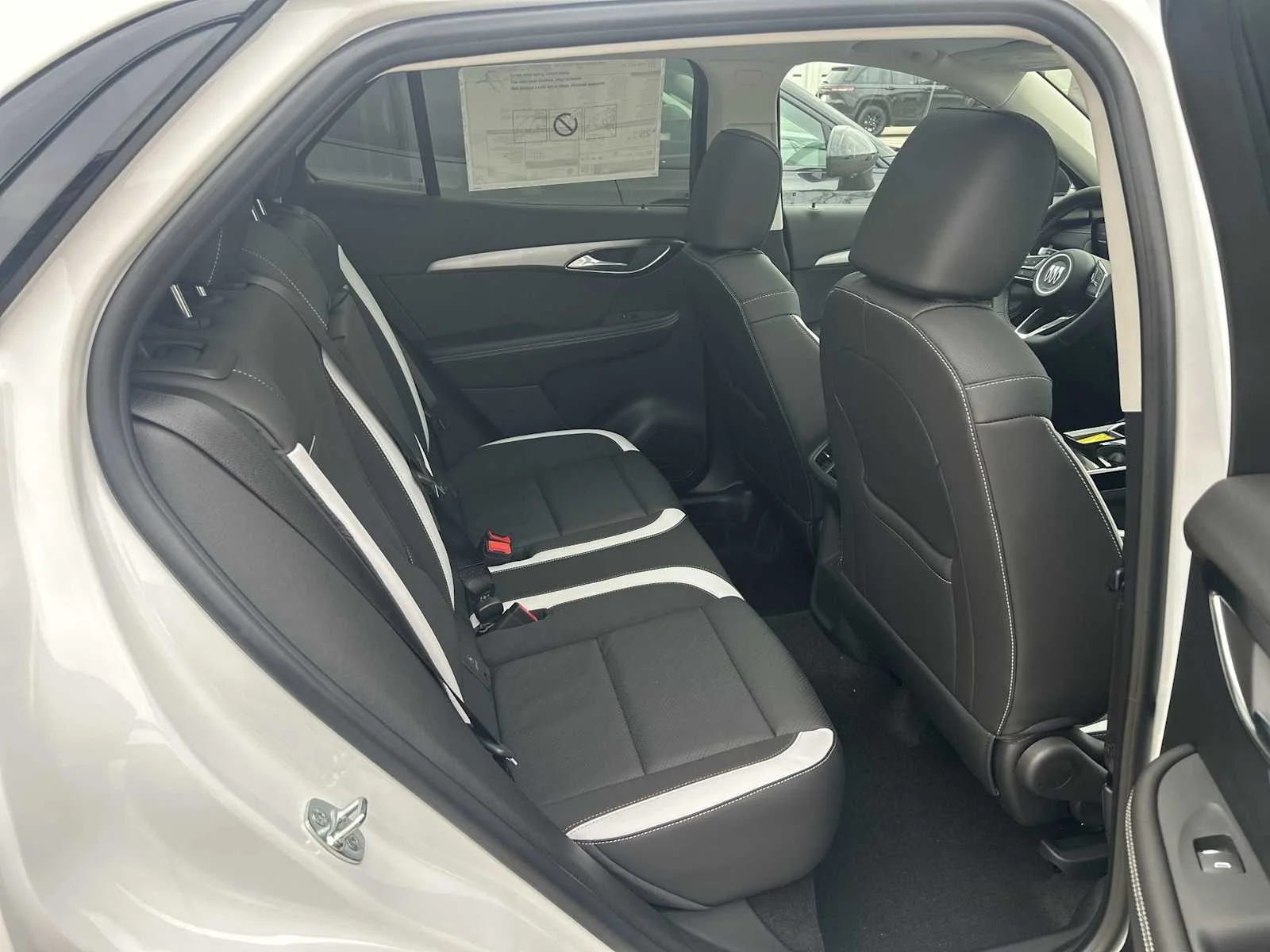 2026 Buick Envision Sport Touring - Photo 28