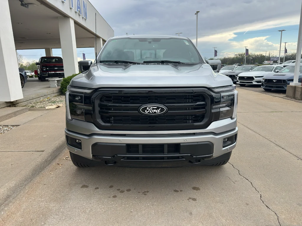 2025 Ford F-150 Lariat - Photo 8