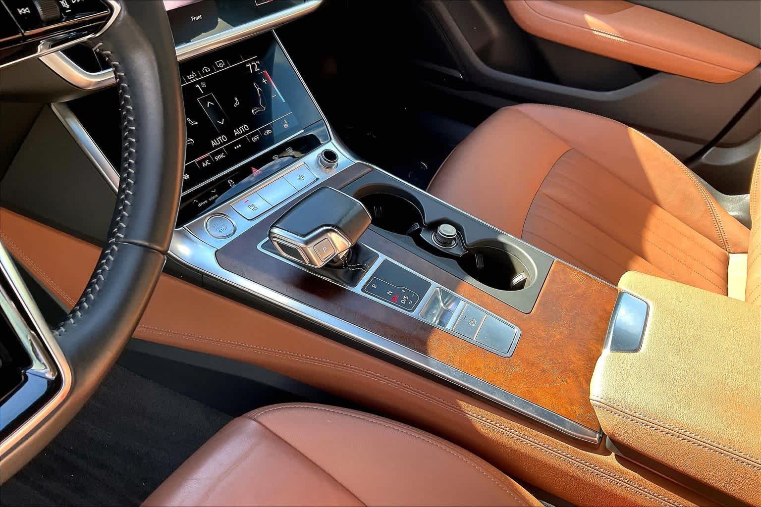 Used 2019 Mythos Black Metallic Audi Premium Plus image 16