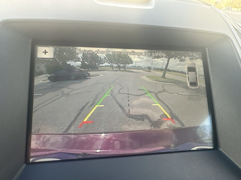 Used 2018 Red Ford SEL image 17