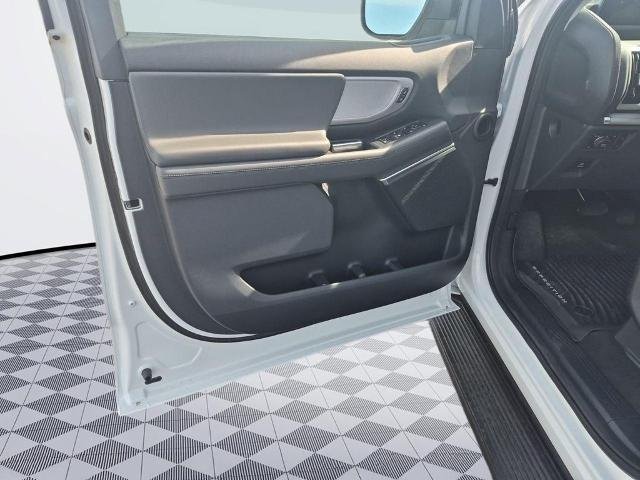 New 2027 Star White Metallic Tri-Coat Ford MAX Active image 9