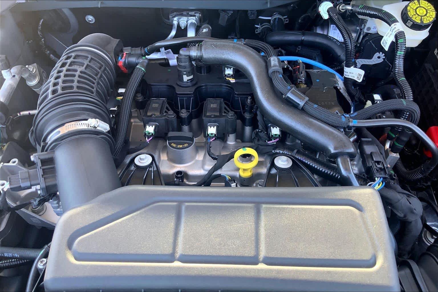 New 2026 Carbonized Gray Metallic Ford Outer Banks® image 17