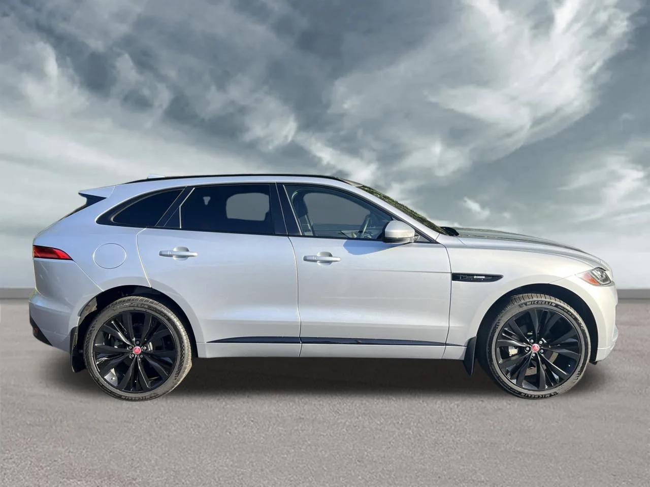 2018 Jaguar F-PACE R-Sport - Photo 6
