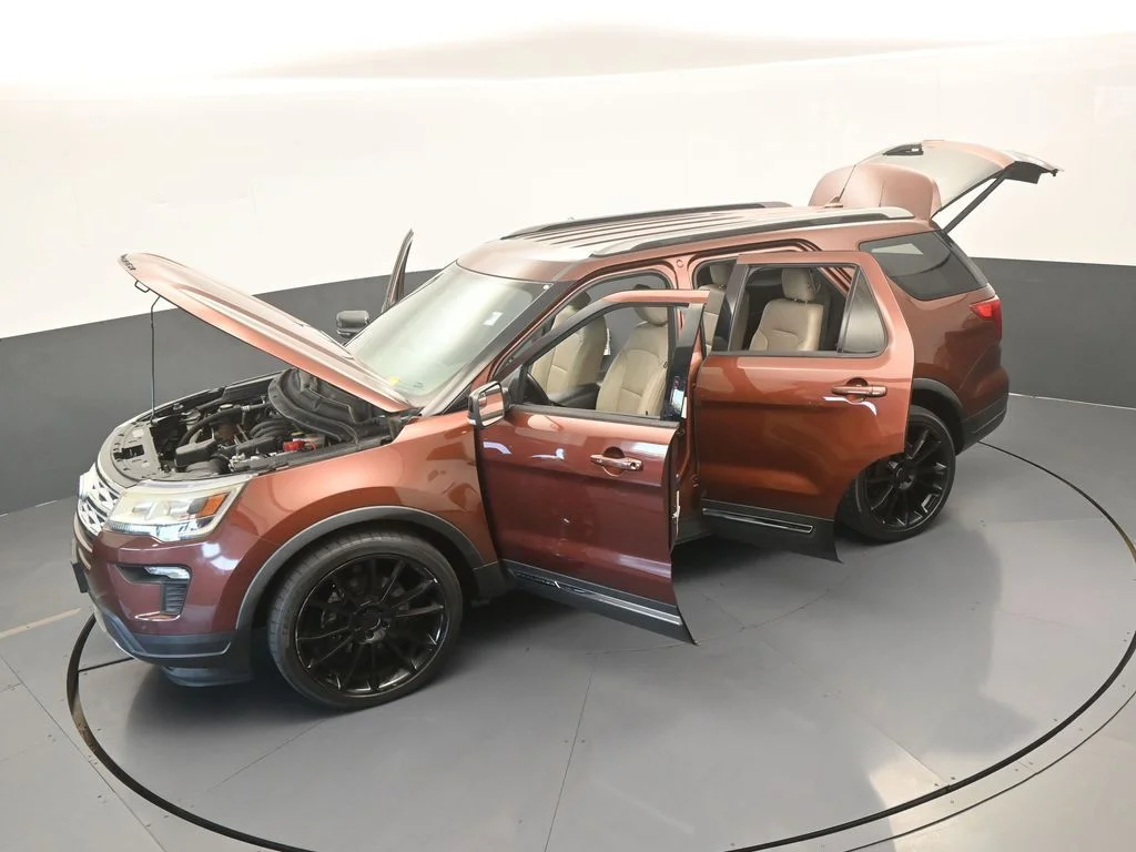 Used 2018 Cinnamon Glaze Metallic Ford XLT image 62