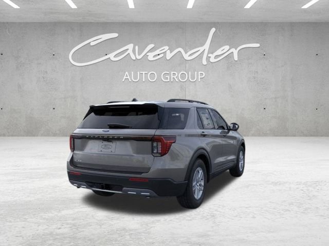 New 2026 Carbonized Gray Metallic Ford Active image 9