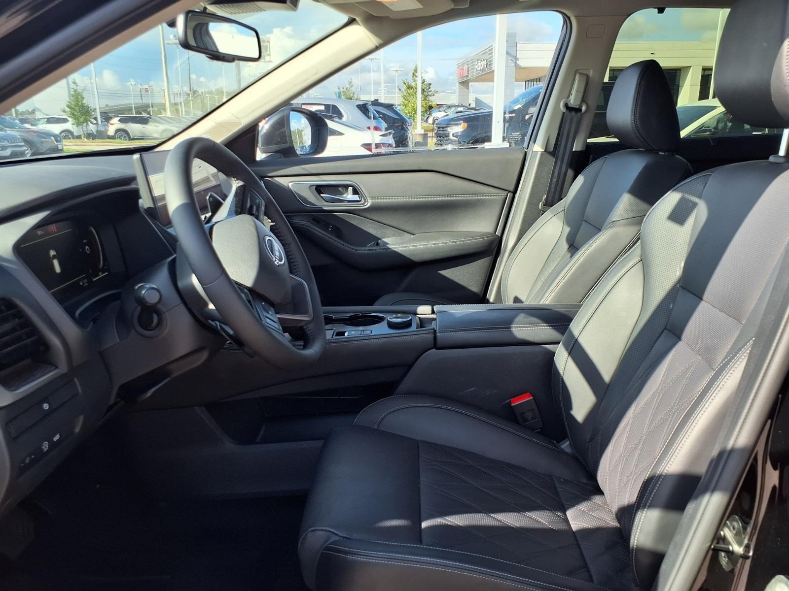2026 Nissan Rogue Platinum Black at Robbins Nissan