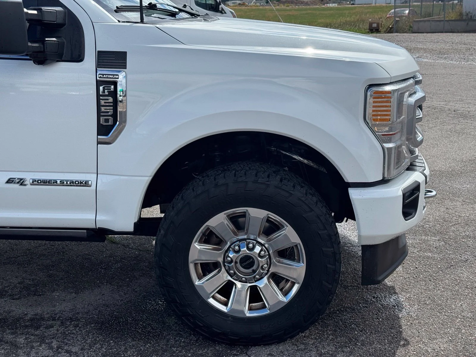 Used 2022 White Ford Platinum image 3