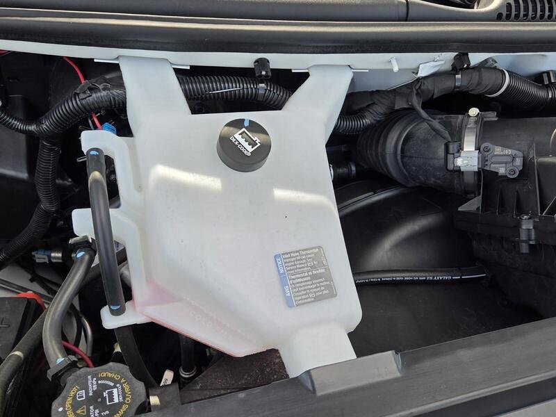 Used 2025 Summit White CHEVROLET RWD 2500 135" image 17