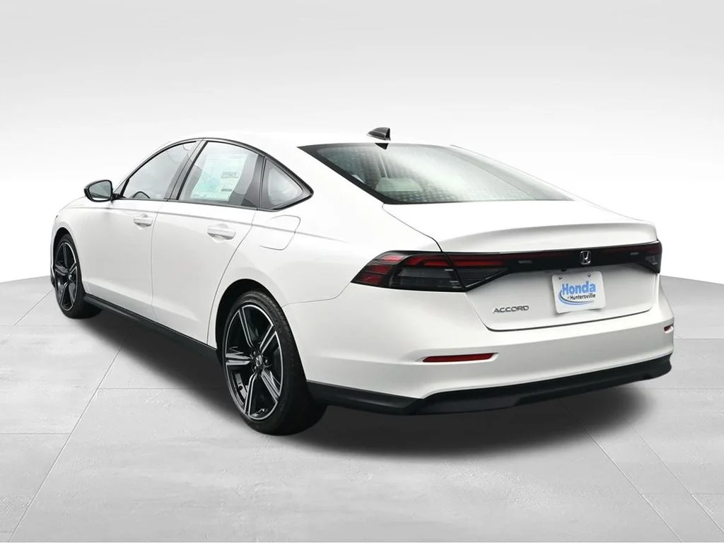 New 2026 Platinum White Pearl Honda SE image 5