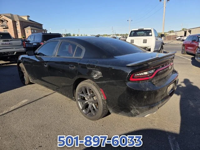 Used 2022 Black Dodge SXT image 5