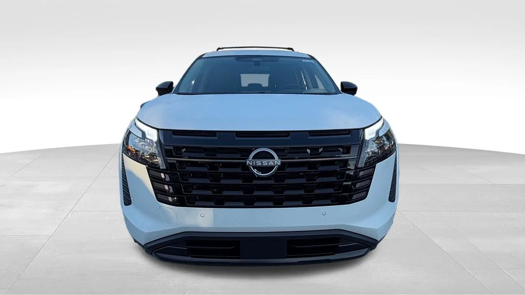 New 2026 Everest White Pearl TriCoat Nissan SV image 2