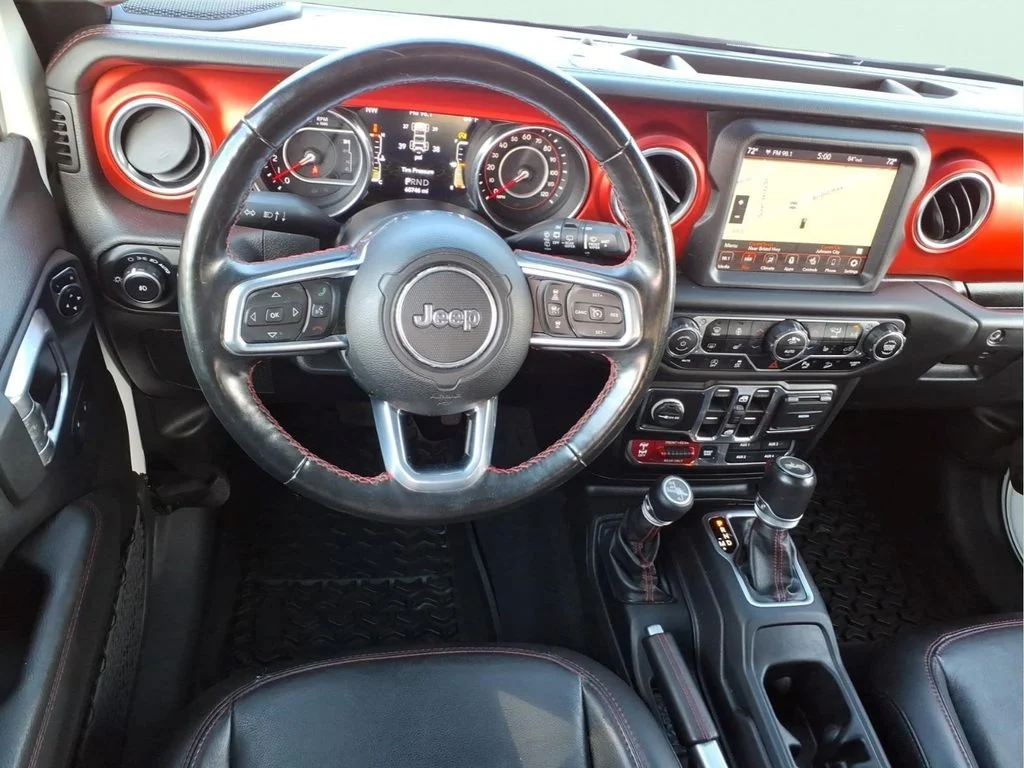 Used 2020 White Jeep Unlimited Rubicon image 17