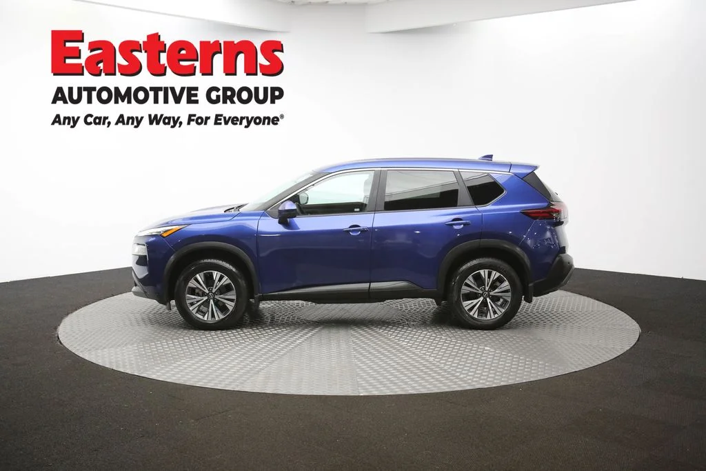 Used 2022 Blue Nissan SV image 58