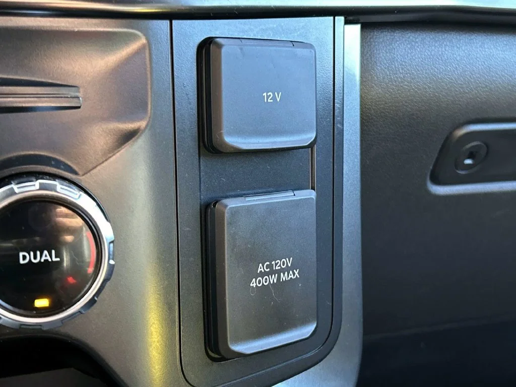 Used 2022 Blue Metallic Ford Tremor image 31