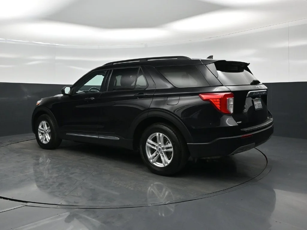 Certified Used 2023 Black Ford XLT image 7