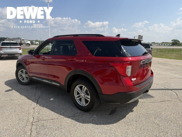 Used 2023 Red Metallic Ford XLT image 5