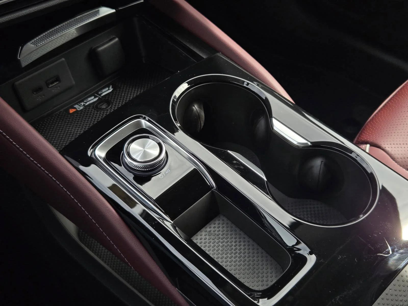2026 Buick Envision Sport Touring - Photo 11
