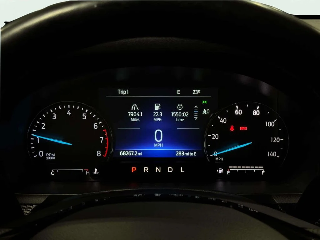 Used 2022 Agate Black Metallic Ford ST-Line image 13